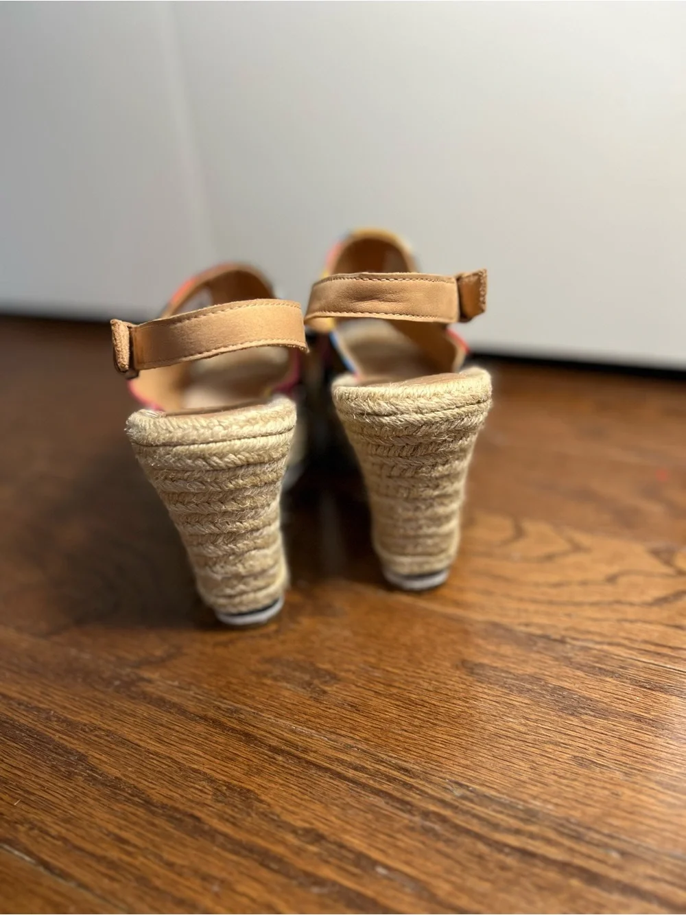 TOMS Floral Espadrille Wedge Sandals Multicolor Women’s 8